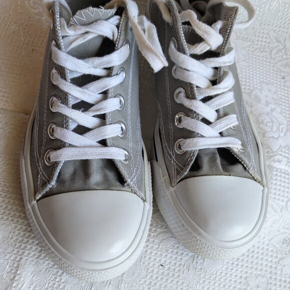 Converse Chuck Taylor Low Top Classic Gray Size 9 - Picture 9 of 10